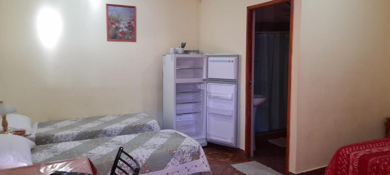 Apartamentos Centricos Puerto Iguazu Bagian luar foto
