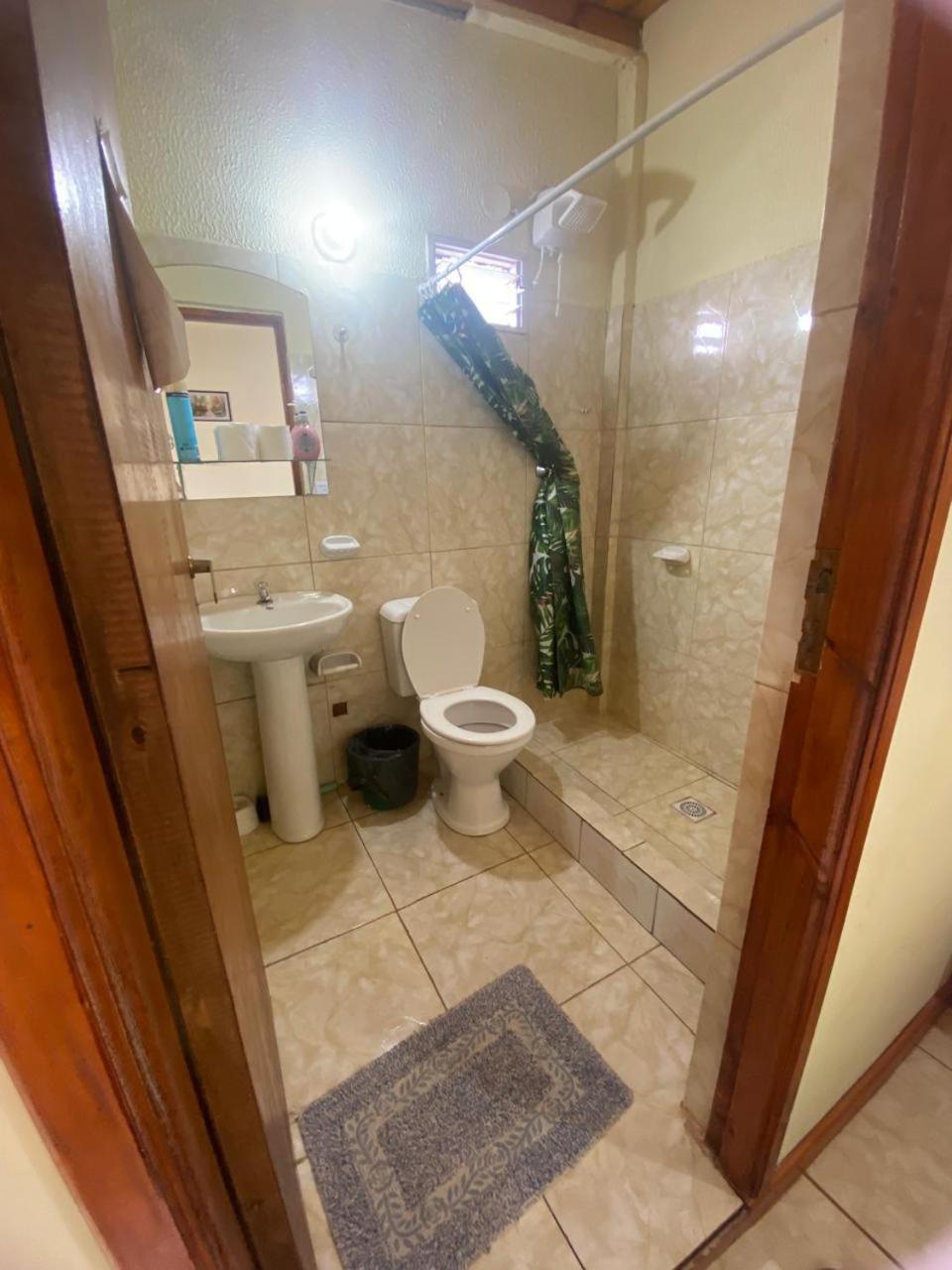 Apartamentos Centricos Puerto Iguazu Bagian luar foto