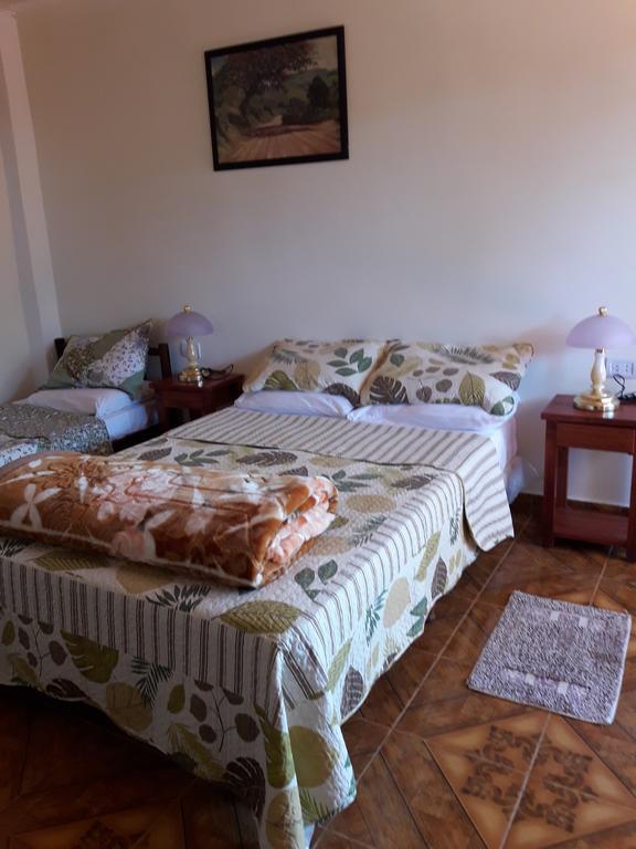 Apartamentos Centricos Puerto Iguazu Bagian luar foto